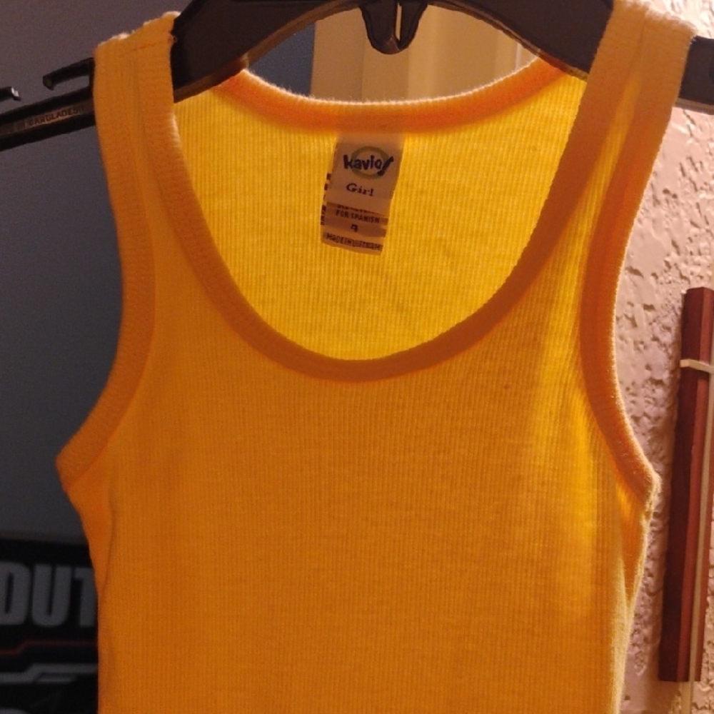A Yellow Girls Tank Top Size 4
